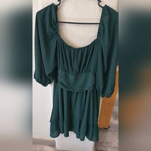 Elegant Long Sleeve Green Dress